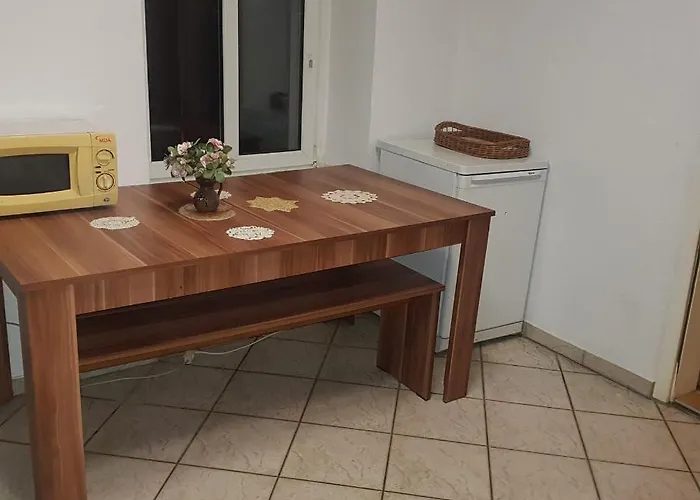 Am Petersbrunnen Wettin